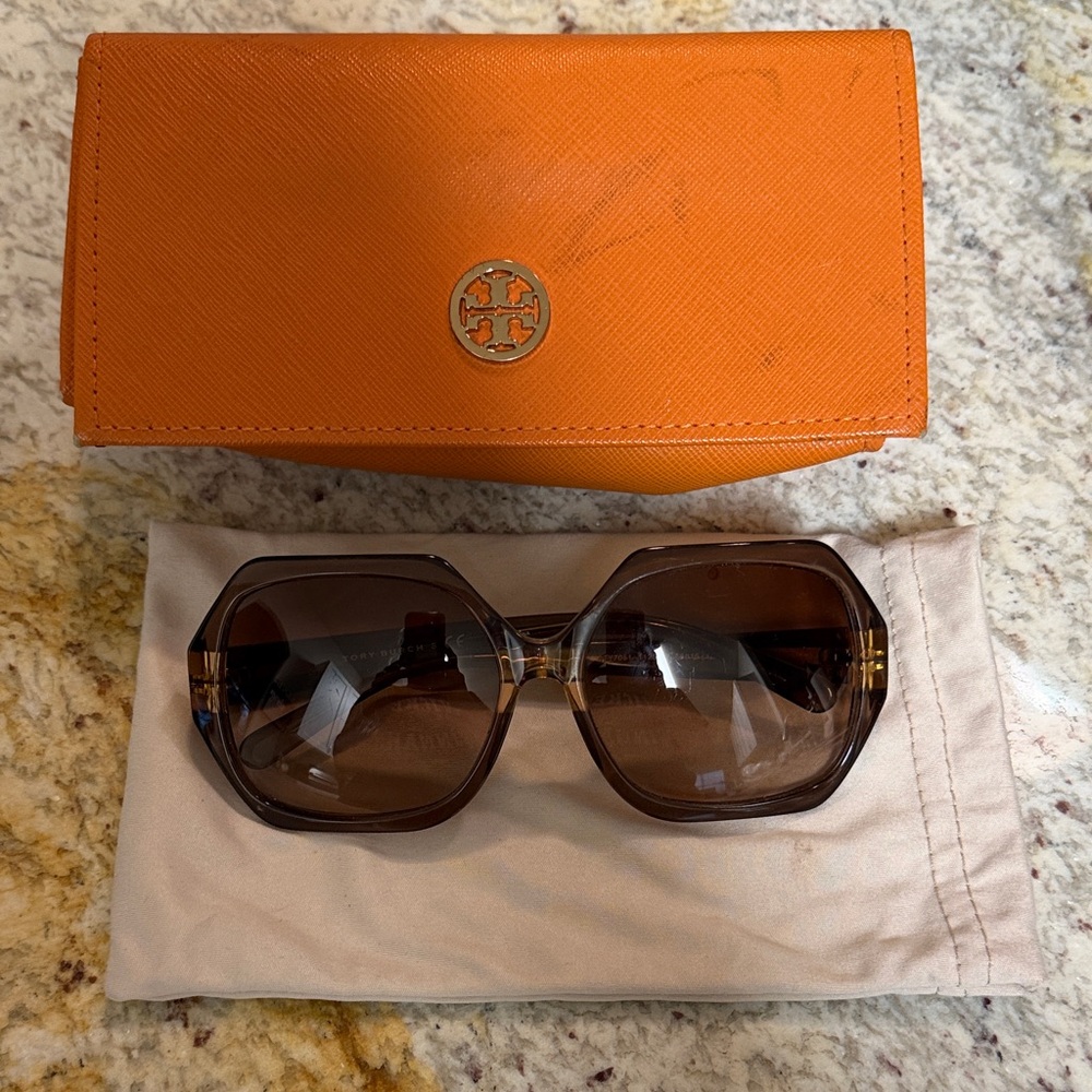 Tory Burch Hexagonal Brown Sunglasses with Orange Case